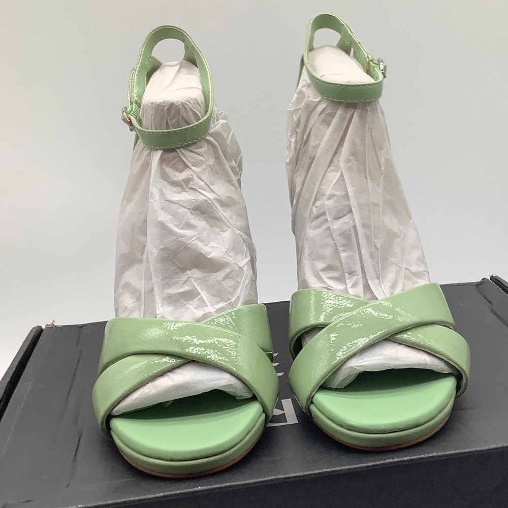 Naturalizer Lizbeth Mint Green Patent Leather Ankle‎ Strap Sandals Heels 9.5M